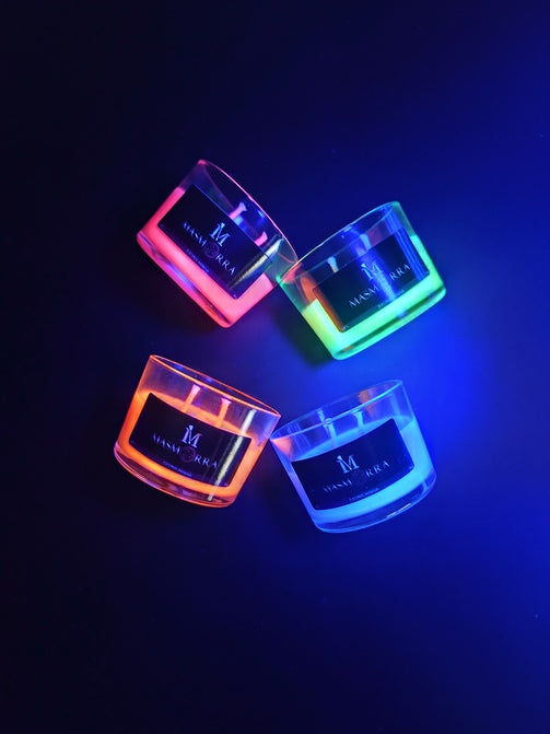 Vela Wax Play Baunilhinha Fluorescente 70g | Calor Leve - Masmorra Velas